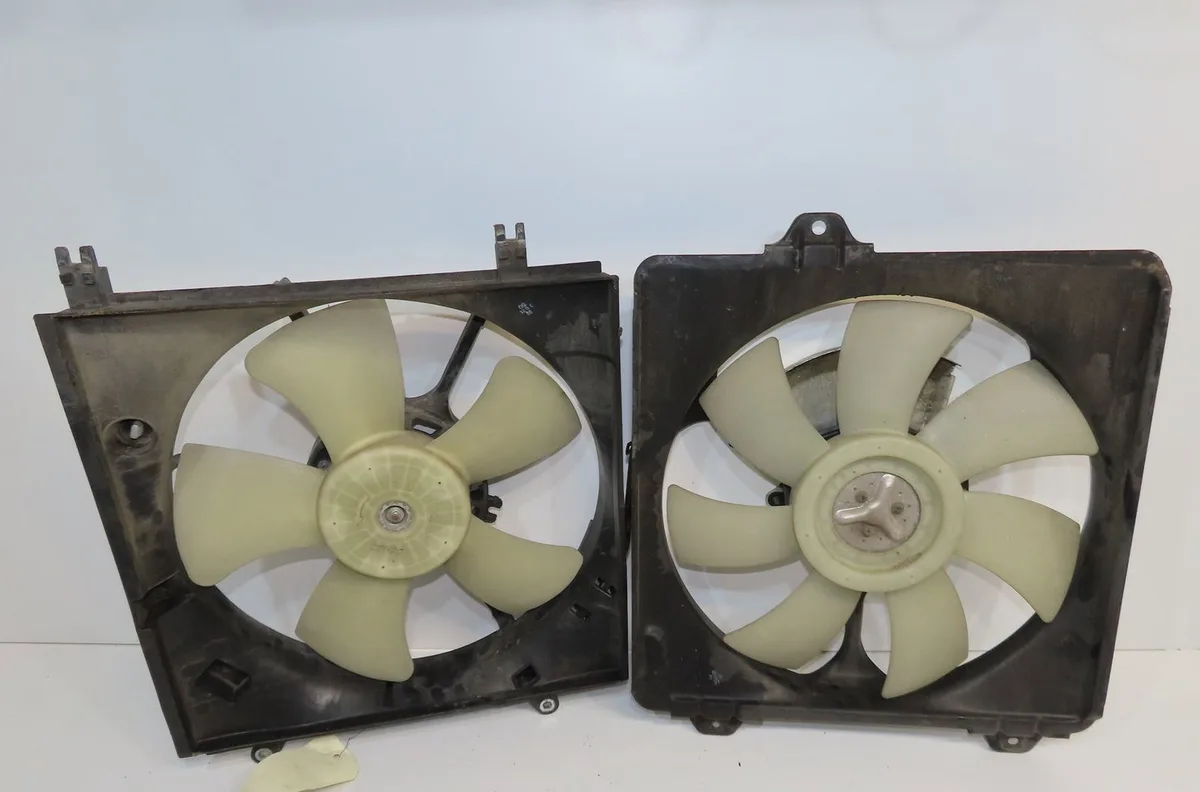 Ventilateur de refroidissement Toyota RAV 4 II (_A2_) 2.0 d 4wd (cla20_, cla21_) (2001-2005) occasion