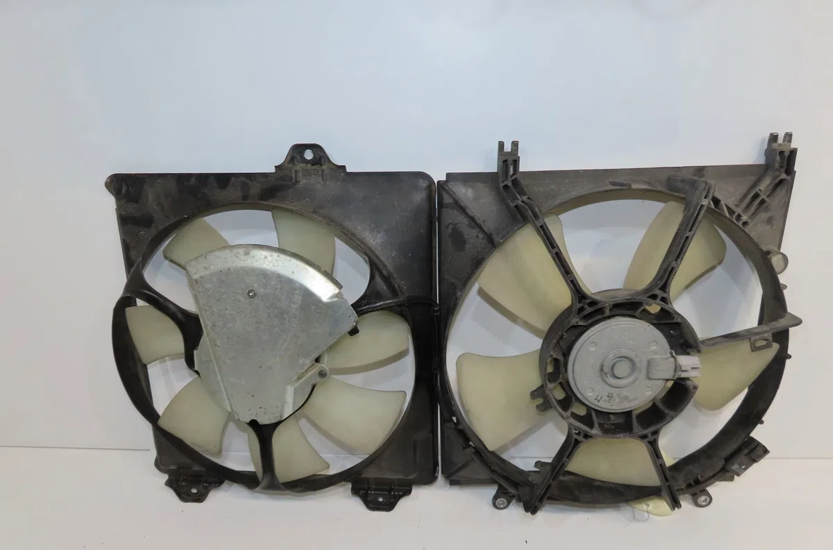 Ventilateur de refroidissement Toyota RAV 4 II (_A2_) 2.0 d 4wd (cla20_, cla21_) (2001-2005) occasion