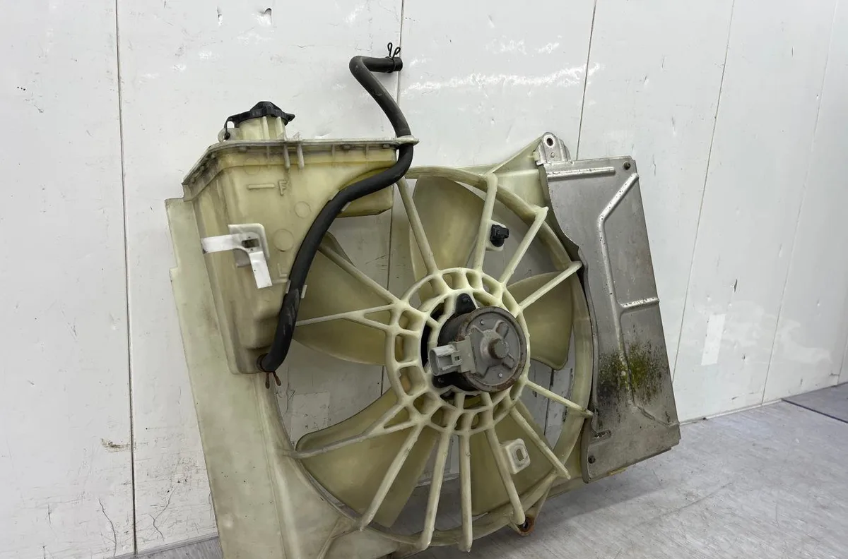 Ventilateur de refroidissement TOYOTA YARIS 1 PHASE 1 occasion