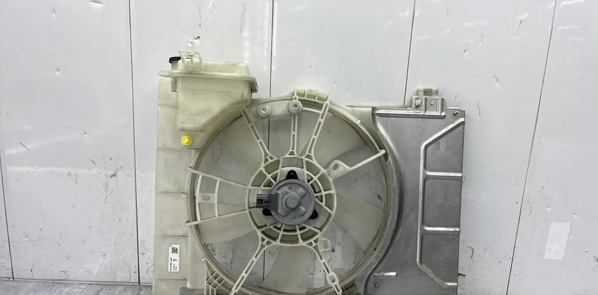 Ventilateur de refroidissement TOYOTA YARIS 3 PHASE 1 occasion