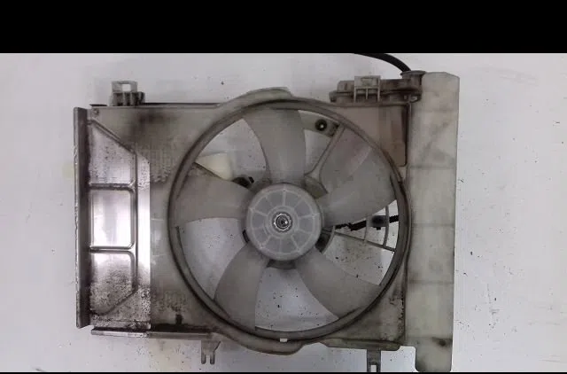 Ventilateur de refroidissement Toyota YARIS (_P13_) 1.0 (ksp130_) (2010) occasion