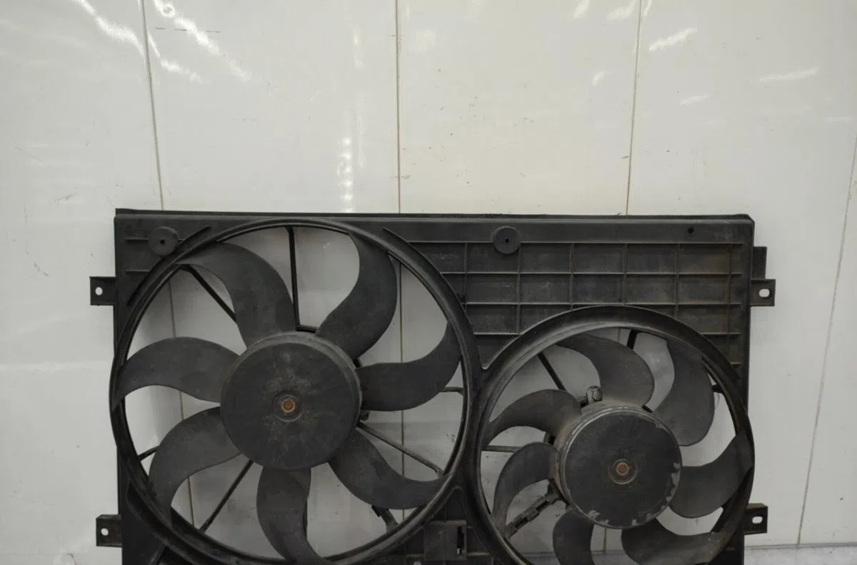 Ventilateur de refroidissement VOLKSWAGEN CADDY 3 PHASE 1 occasion