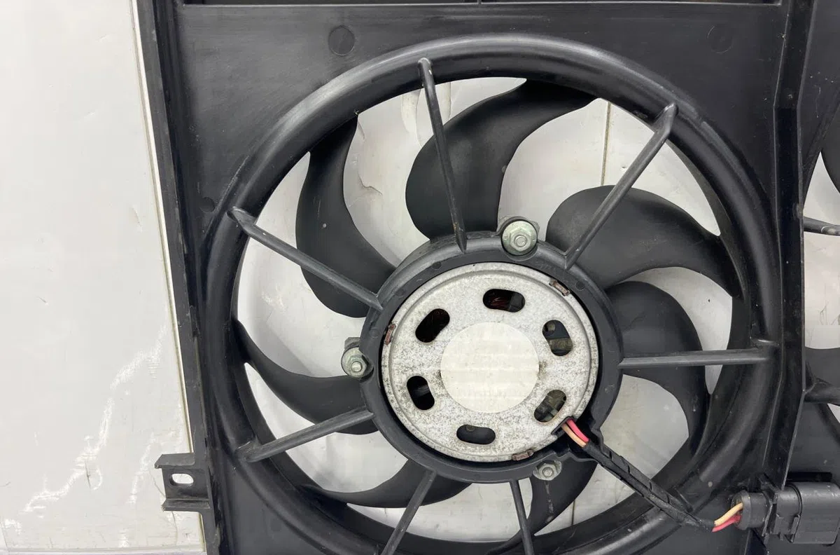 Ventilateur de refroidissement VOLKSWAGEN GOLF 5 occasion