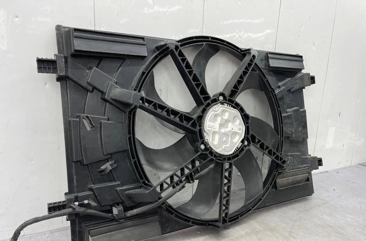 Ventilateur de refroidissement VOLKSWAGEN GOLF SPORTSVAN PHASE 1 occasion