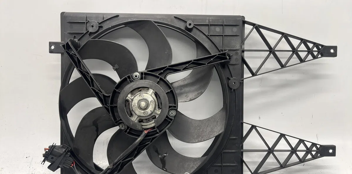Ventilateur de refroidissement VOLKSWAGEN POLO 4 PHASE 2 occasion
