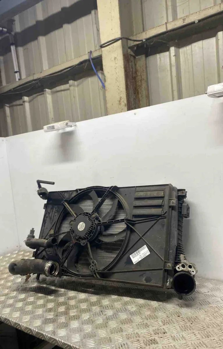 Ventilateur de refroidissement VOLKSWAGEN TOURAN 1 PHASE 2 occasion