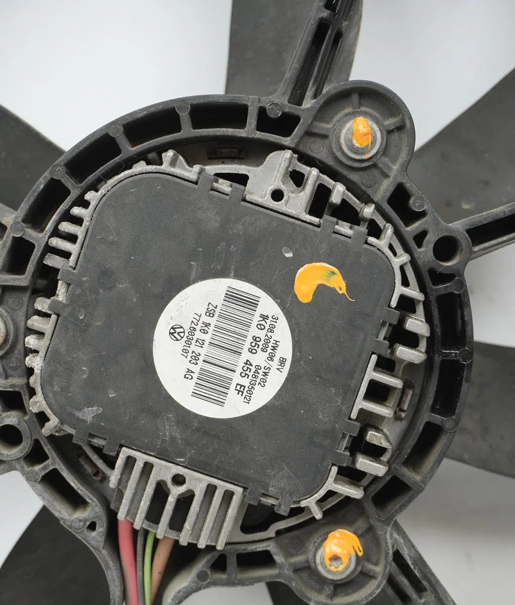 Ventilateur de refroidissement Volkswagen TOURAN (1T1, 1T2) 1.9 tdi (2003-2004) 5 portes occasion