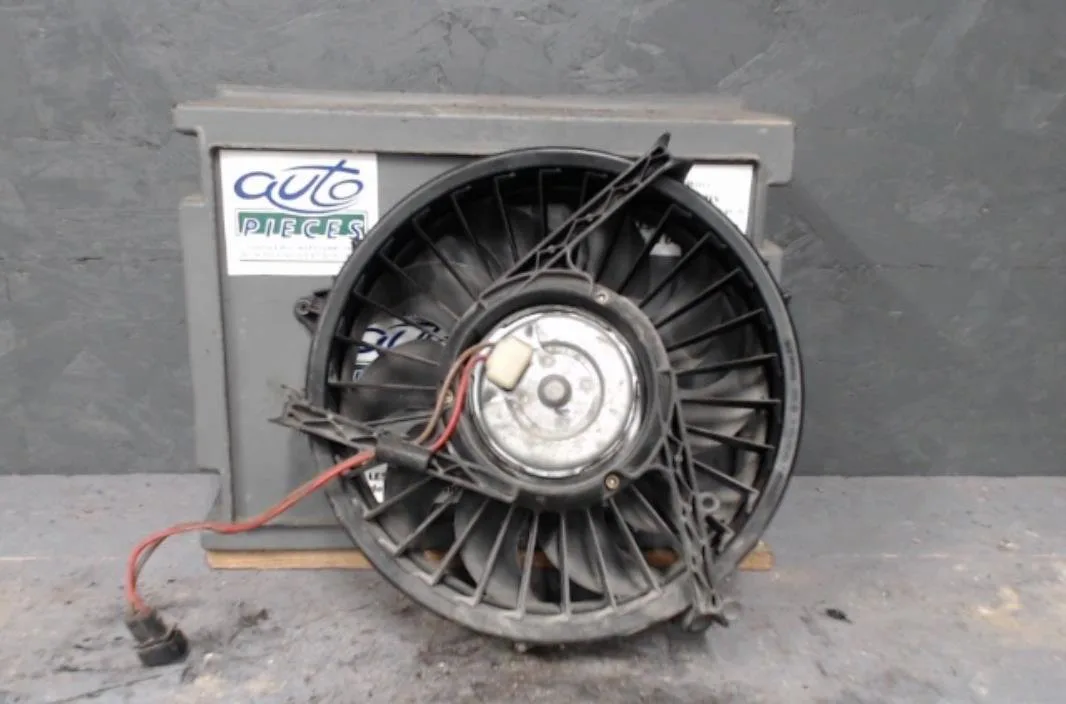 Ventilateur de refroidissement Volkswagen TRANSPORTER IV Camionnette (70A, 70H, 7DA, 7DH) 1.9 d (1990-1995) occasion