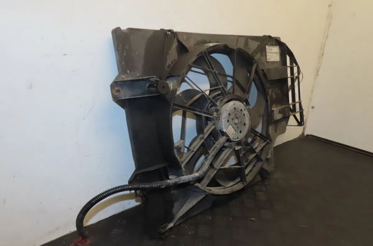 Ventilateur de refroidissement Volkswagen TRANSPORTER V Camionnette (7HA, 7HH, 7EA, 7EH) 2.5 tdi (2003-2009) occasion