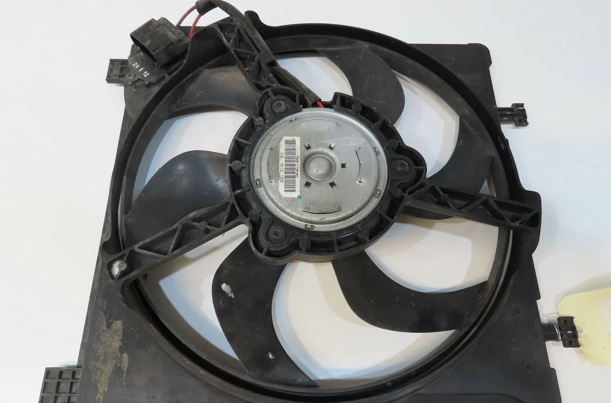 Ventilateur de refroidissement Volkswagen UP! (121, 122, BL1, BL2, BL3, 123) 1.0 (2011-2020) 5 portes occasion