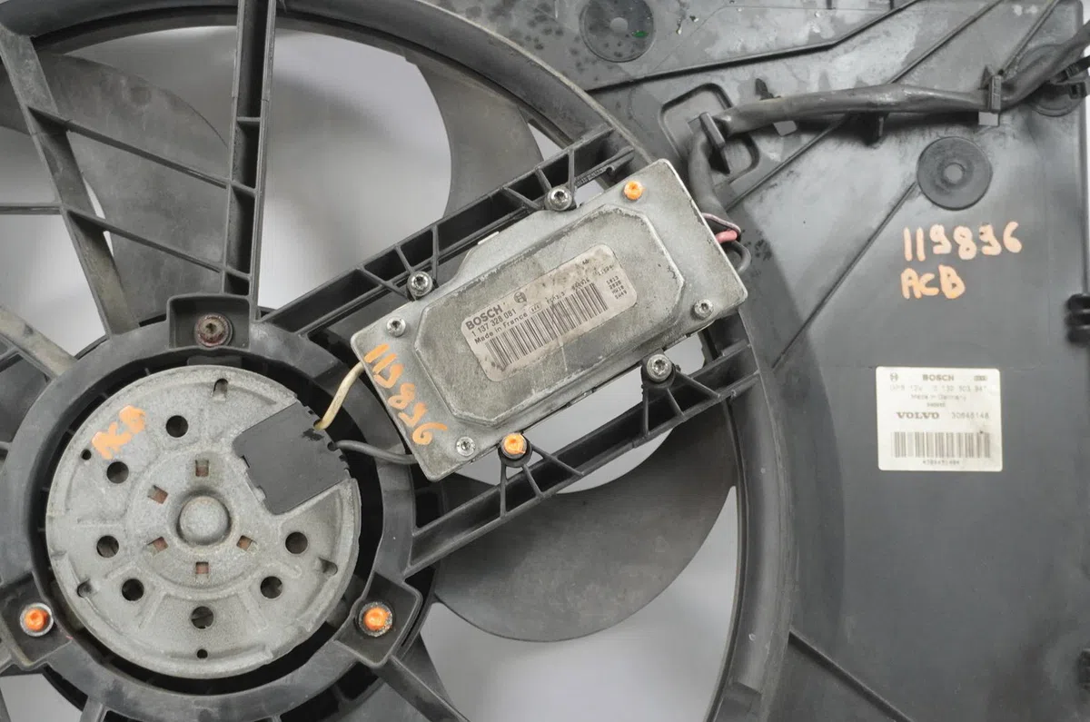Ventilateur de refroidissement Volvo V70 II (285) D5 awd (2002-2007) occasion