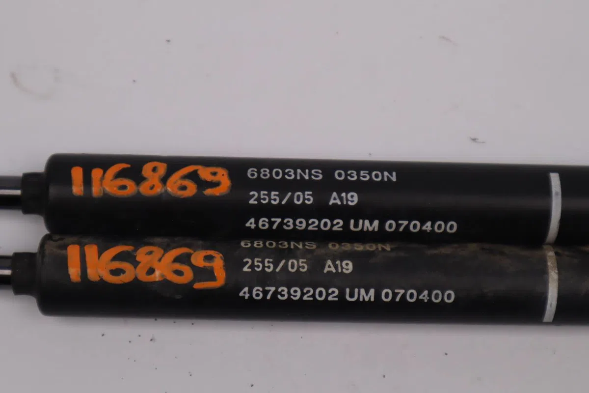 Verin d capot Alfa romeo GT (937_) 1.9 jtd (937cxn1b) (2003-2010) 3 portes occasion