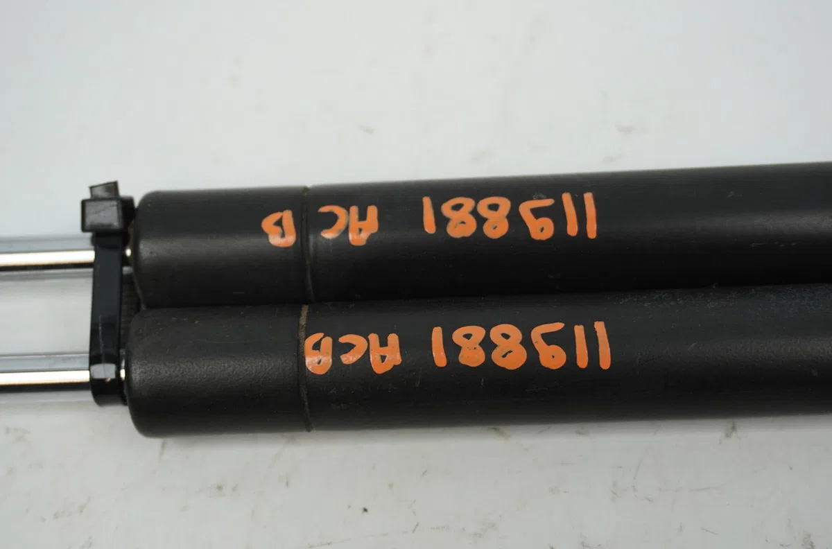 Verin d capot Peugeot 106 II (1A_, 1C_) 1.0 i (1996-2001) occasion