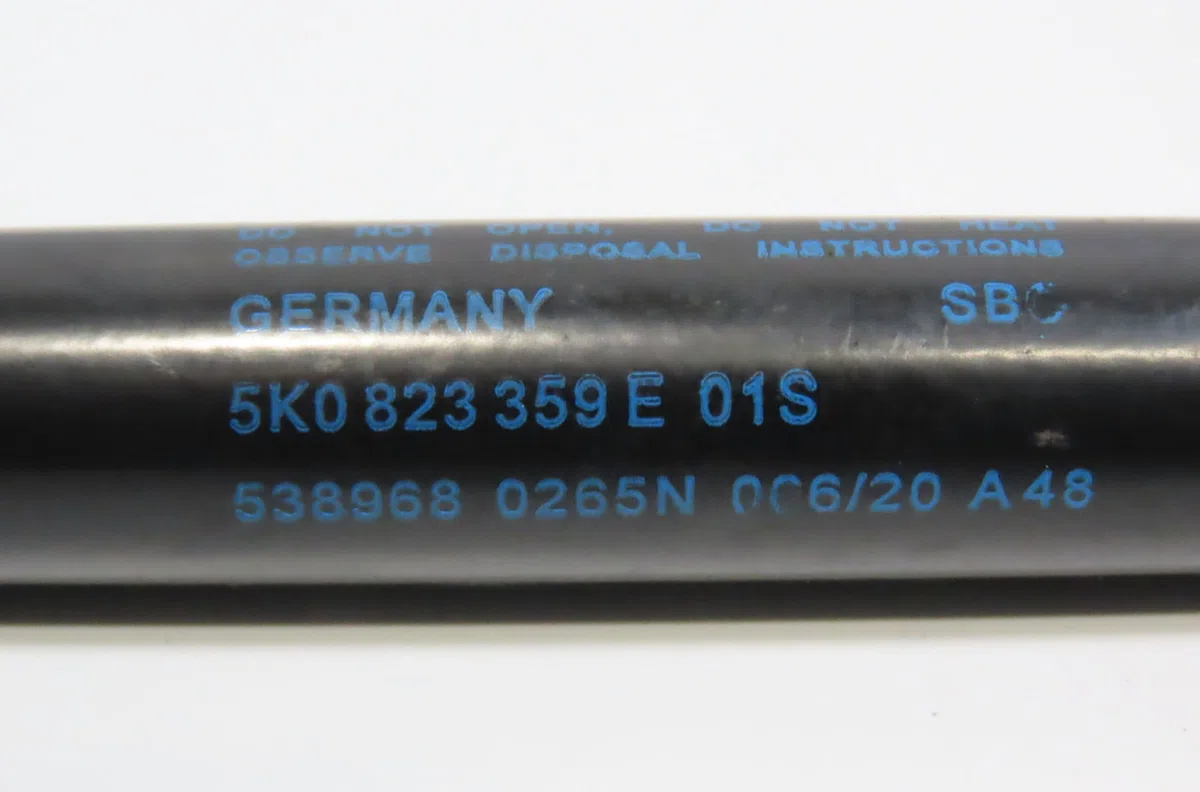 Verin d capot Volkswagen GOLF VI (5K1) 2.0 tdi (2008-2013) 5 portes occasion