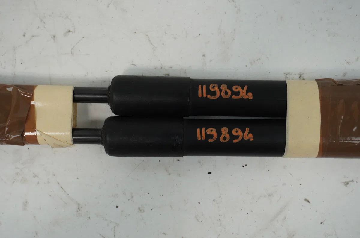 Verin droit coffre arrière Audi TT Roadster (8J9) 2.0 tfsi (2010-2014) occasion