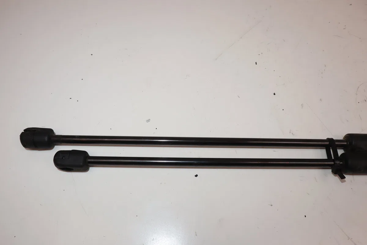 Verin droit coffre arrière Mercedes-benz CLASSE C (W204) C 200 cdi (204.001) (2009-2014) occasion