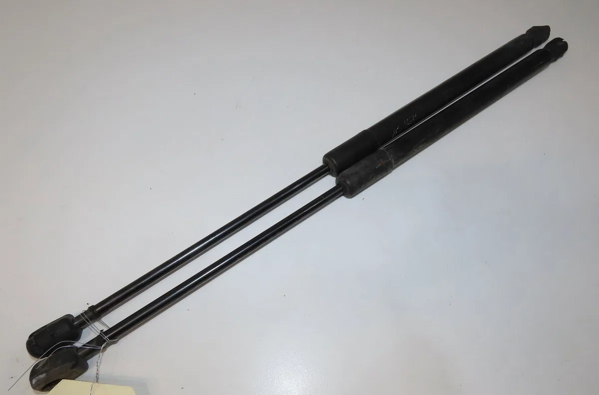 Verin droit hayon Audi A1 (8X1, 8XK) 1.6 tdi (2011-2015) occasion