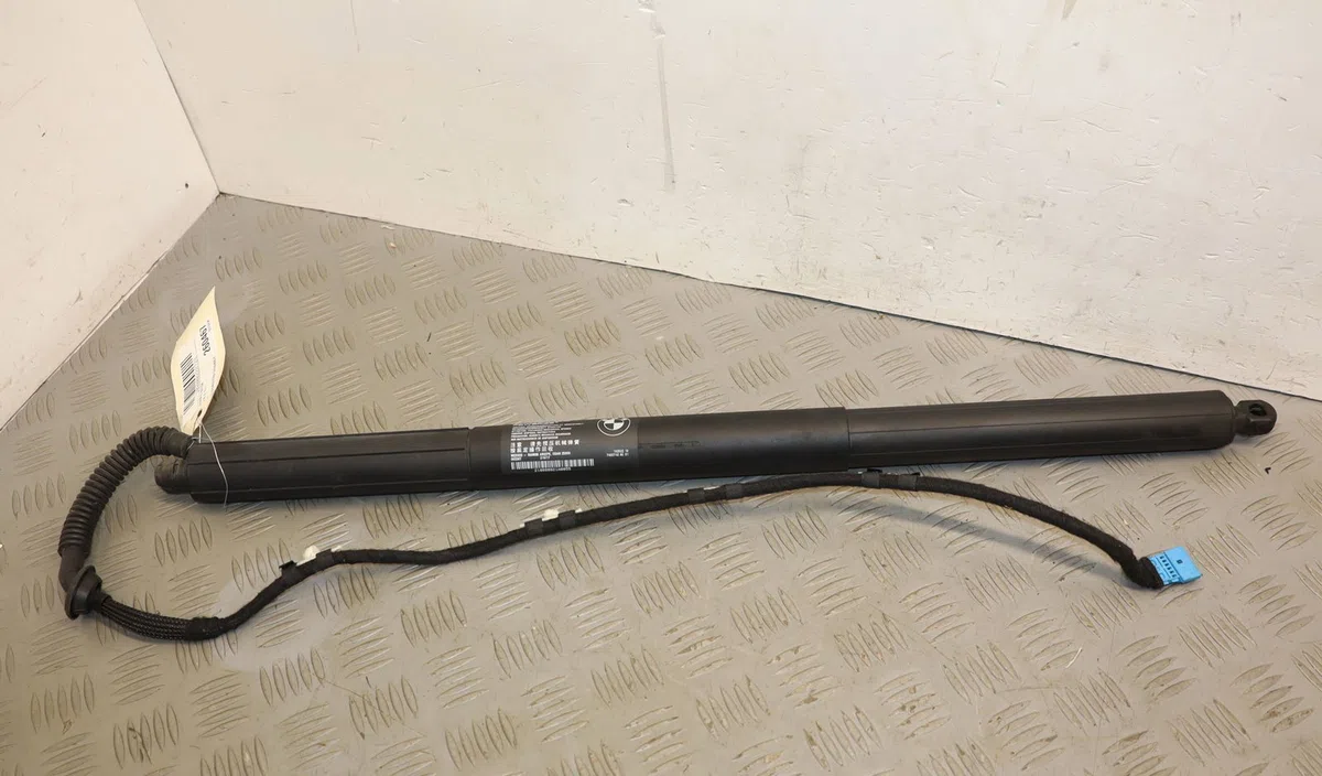 Verin droit hayon Bmw X3 (F25) Xdrive 20 d (2010-2014) occasion