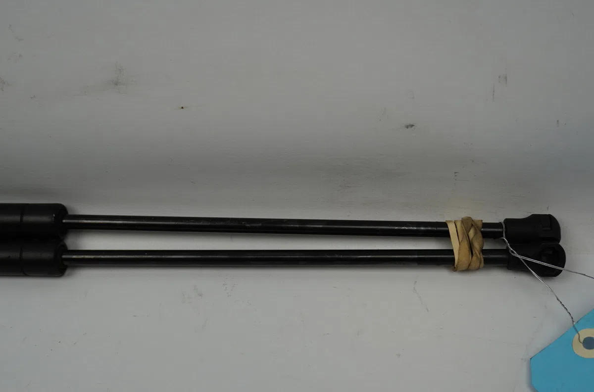 Verin droit hayon Citroën C5 II Break (RE_) 2.2 hdi (re4hte, re4ht2) (2006-2008) occasion