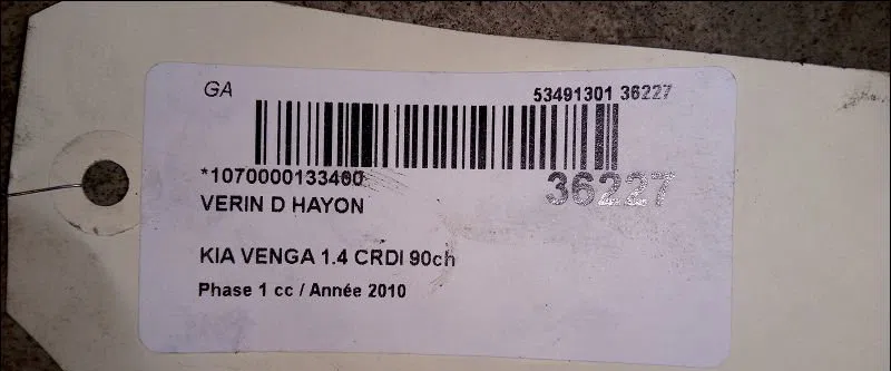 Verin droit hayon KIA VENGA 2010 occasion