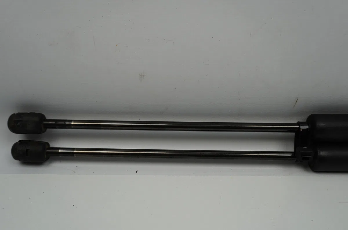 Verin droit hayon Mercedes-benz CLASSE B Sports Tourer (W245) B 180 cdi (245.207) (2005-2011) 5 portes occasion