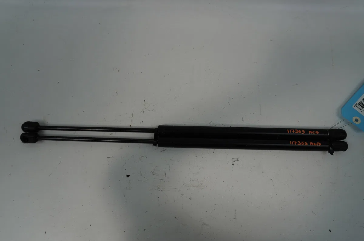Verin droit hayon Nissan ALMERA II Hatchback (N16) 1.8 (2000-2002) occasion