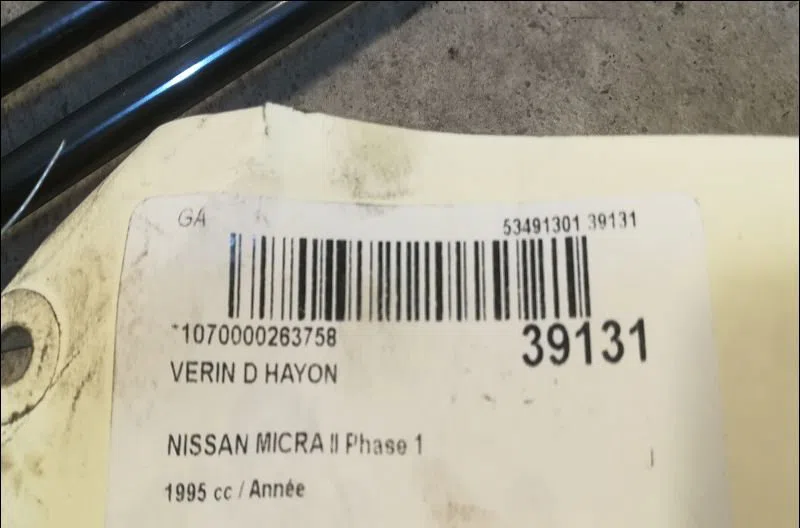 Verin droit hayon Nissan MICRA II (K11) 1.3 i 16v (1992-2000) occasion