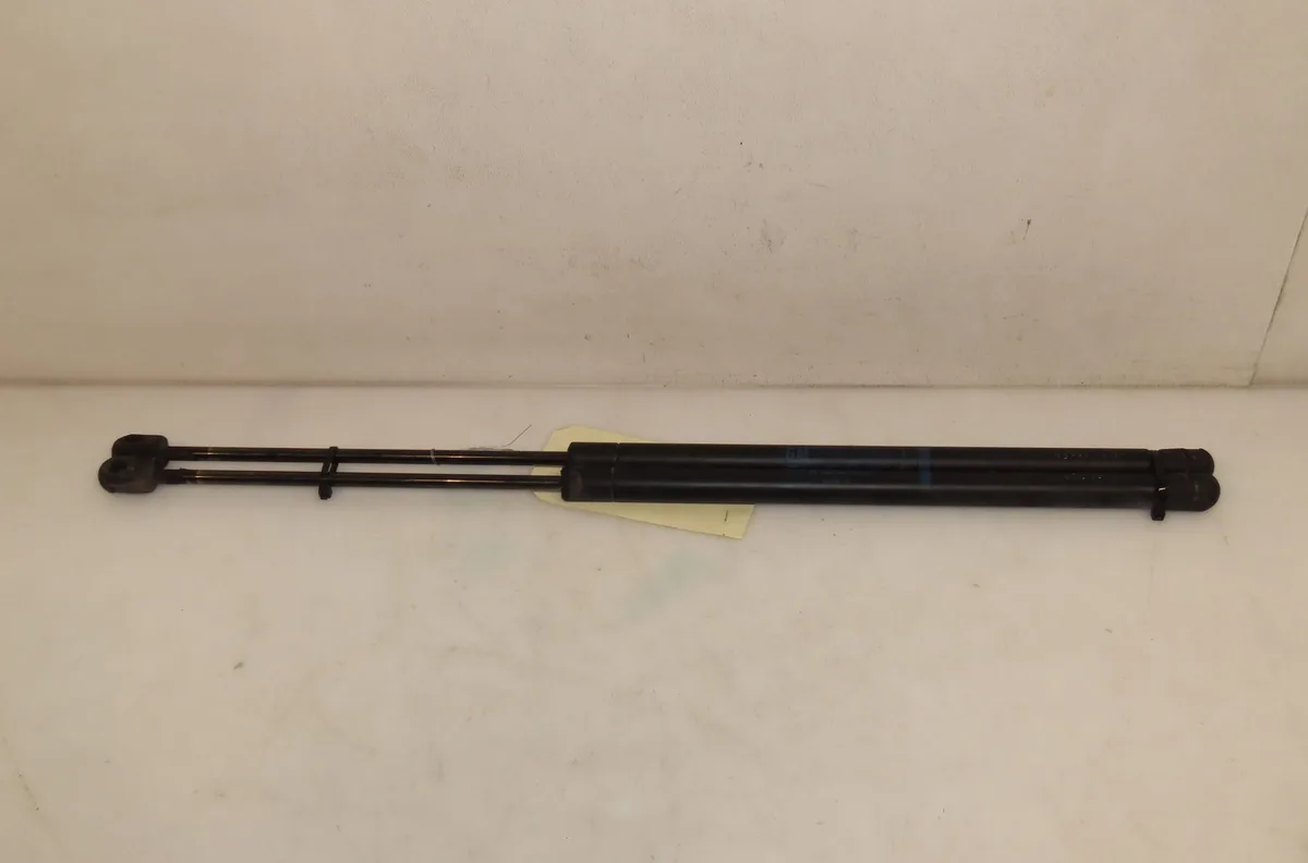 Verin droit hayon Opel CORSA B (S93) 1.5 d (f08, f68, m68) (1993-2000) occasion