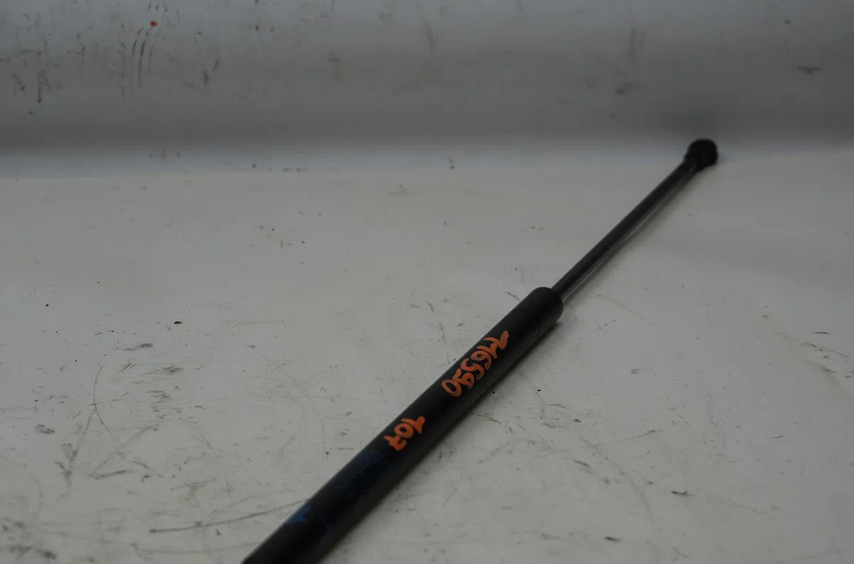 Verin droit hayon Peugeot 107 (PM_, PN_) 1.0 (2005-2014) 3 portes occasion
