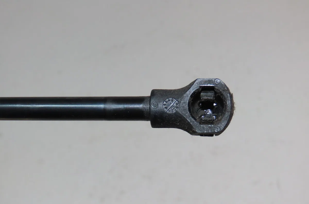 Verin droit hayon Peugeot 307 (3A-C) 1.6 hdi 110 (2004-2009) 5 portes occasion