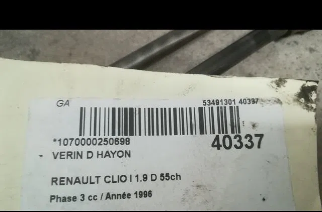 Verin droit hayon Renault CLIO I (B-C57_, 5-357_) 1.9 d (1996-1998) occasion