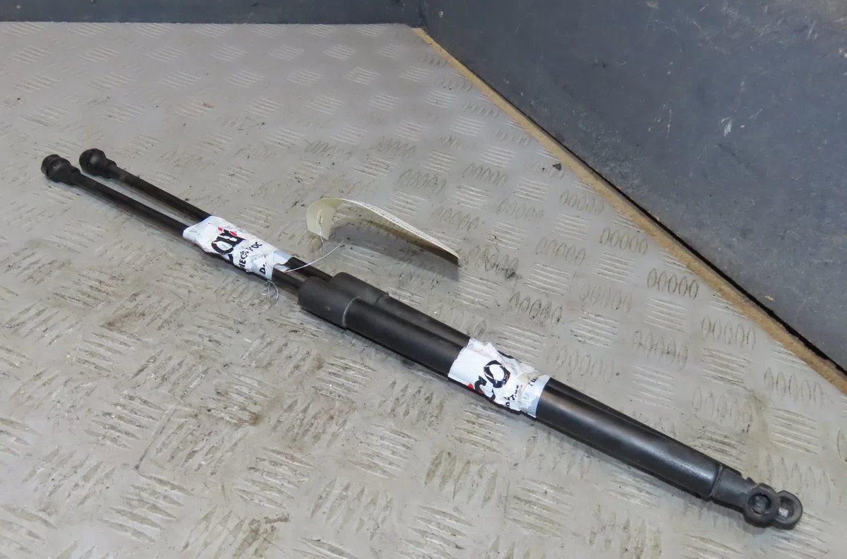 Verin droit hayon Renault LAGUNA III (BT0-1) 2.0 dci (bt07, bt0j, bt14, bt1a, bt1s) (2007-2015) 5 portes occasion