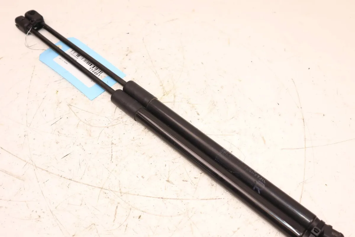 Verin droit hayon Suzuki VITARA (LY) 1.4 t allgrip (apk 414) (2015) occasion