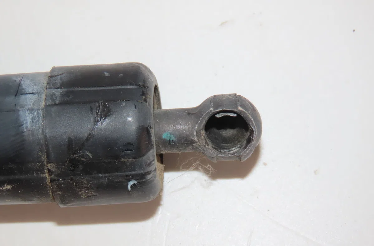 Verin droit hayon Volkswagen TOUAREG (7P5, 7P6) 3.0 v6 tdi (2010-2018) occasion