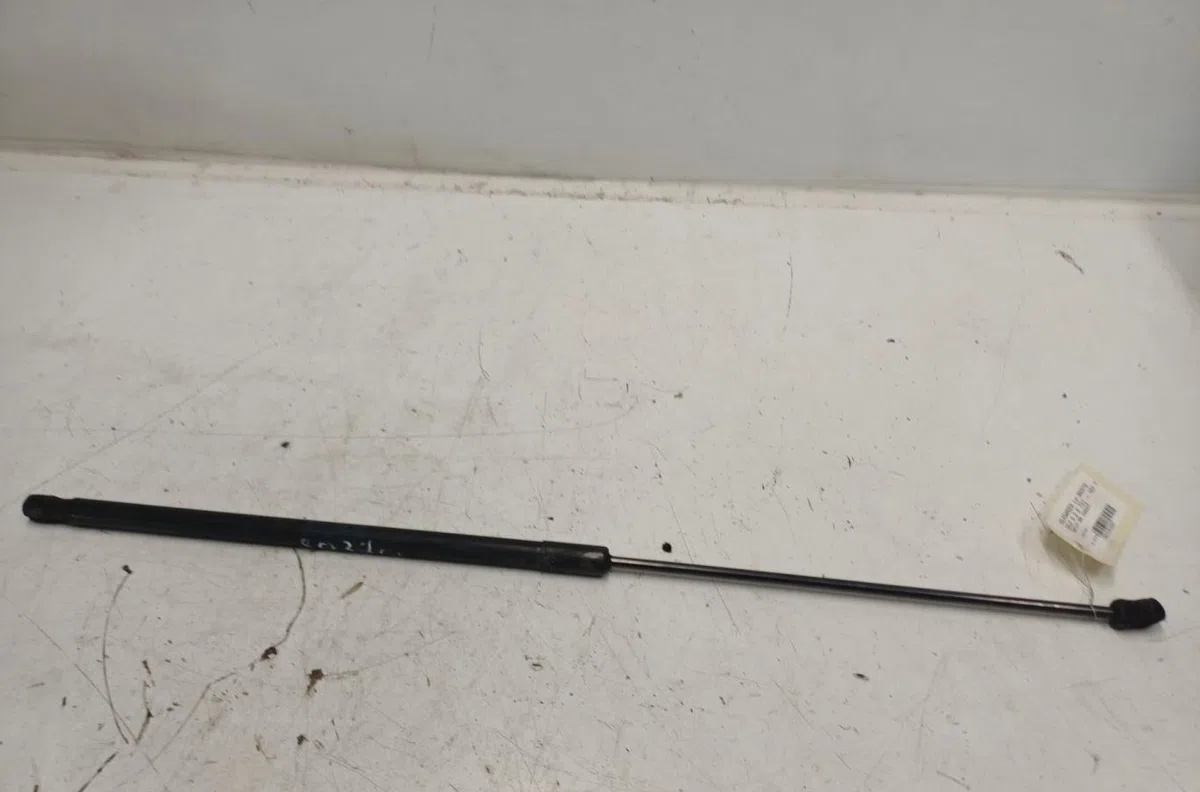Verin g capot VOLKSWAGEN GOLF 6 occasion