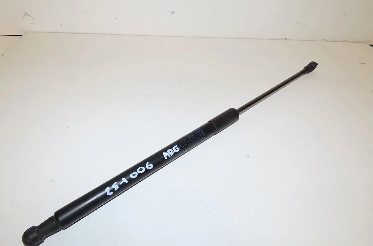 Verin gauche hayon Bmw 1 (F20) 118 d (2011-2015) occasion
