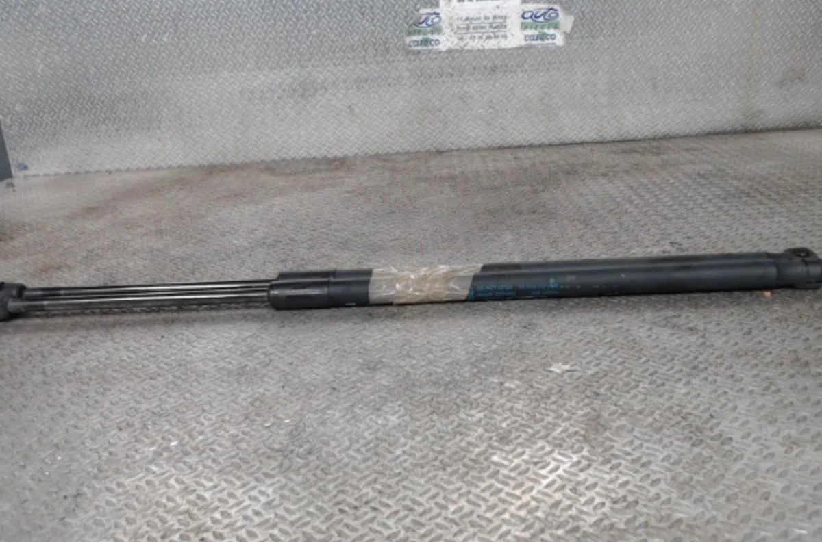Verin gauche hayon FORD MONDEO 3  MONDEO 3 PHASE 1 occasion