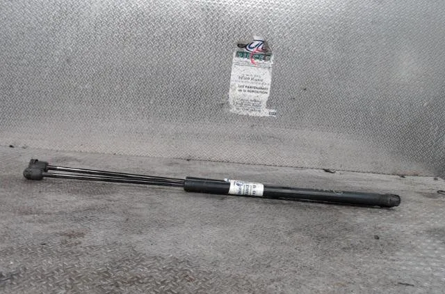 Verin gauche hayon Mazda 2 (DY) 1.4 cd (2003-2007) occasion