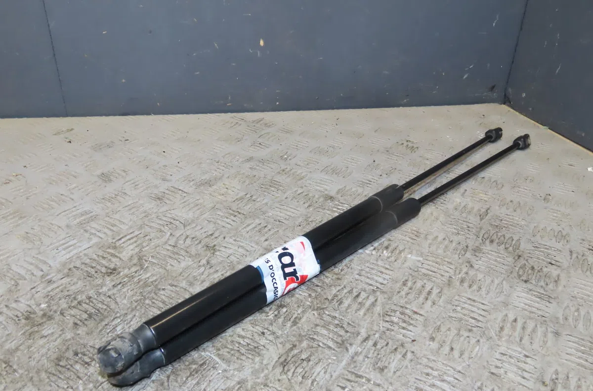 Verin gauche hayon Opel CORSA E (X15) 1.4 turbo (08, 68) (2014-2019) occasion
