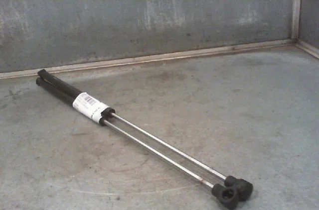 Verin gauche hayon RENAULT LAGUNA II Phase 1 11-2000--03-2005 occasion