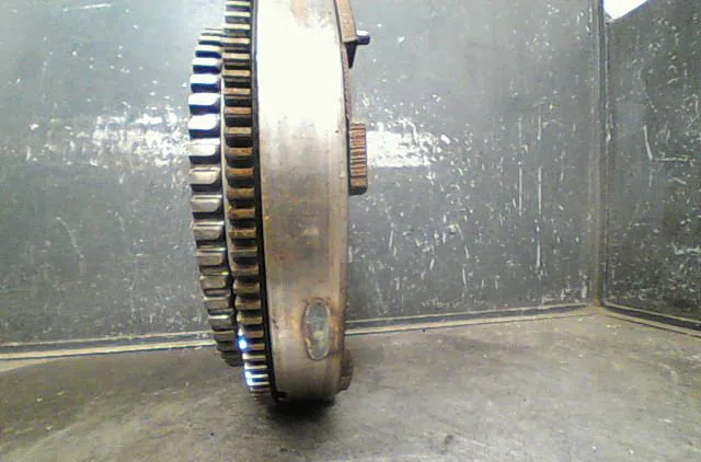 Volant moteur Fiat GRANDE PUNTO (199_) 1.3 d multijet (199.axd11, 199.axd1a, 199.axd1b,... (2005-2010) 5 portes occasion