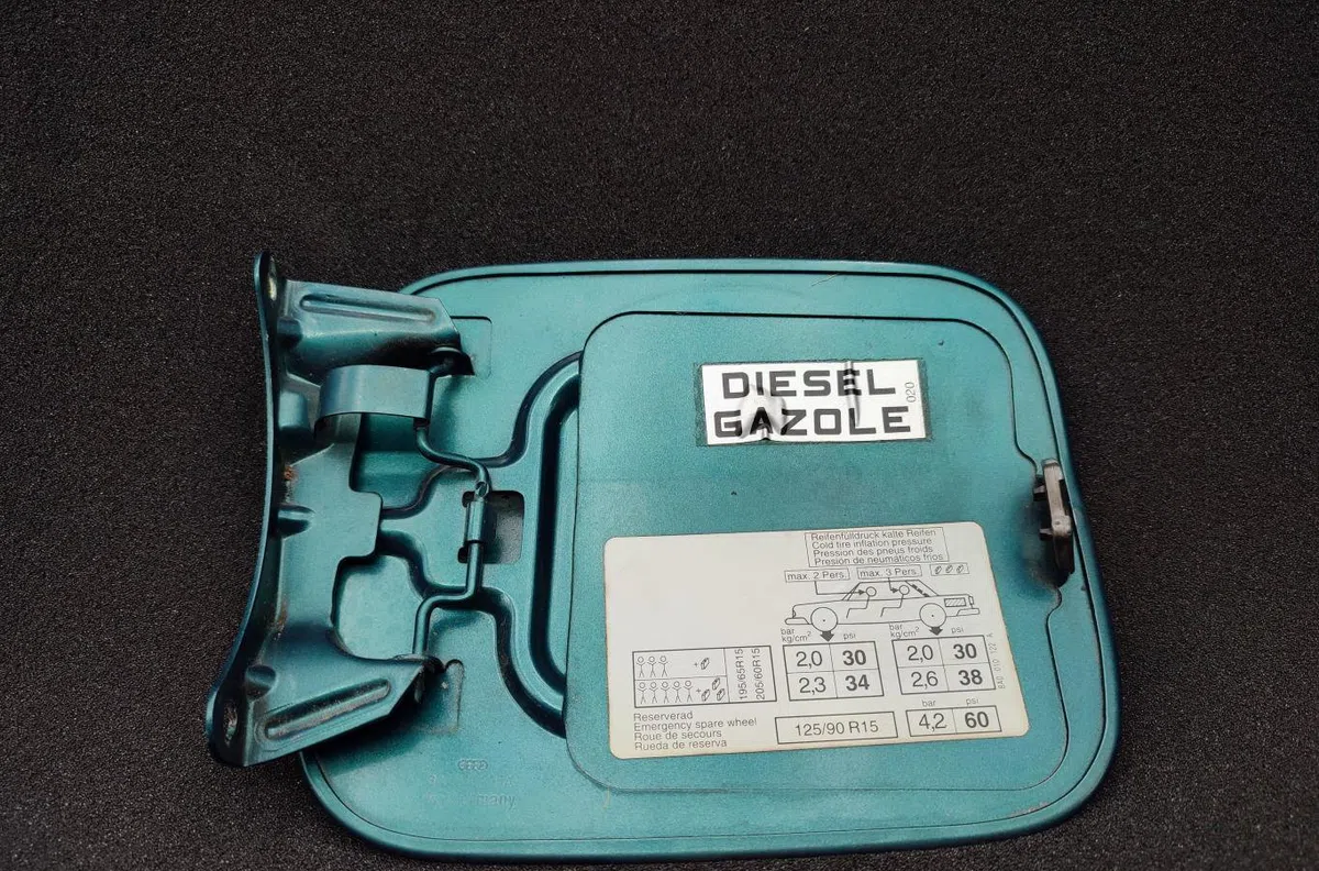 Volet de trappe carburant AUDI 80 3 AVANT PHASE 2 BREAK occasion