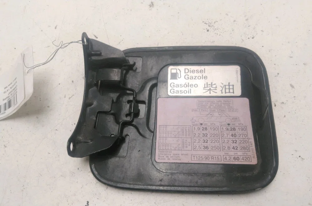 Volet de trappe carburant AUDI A3 1998 occasion