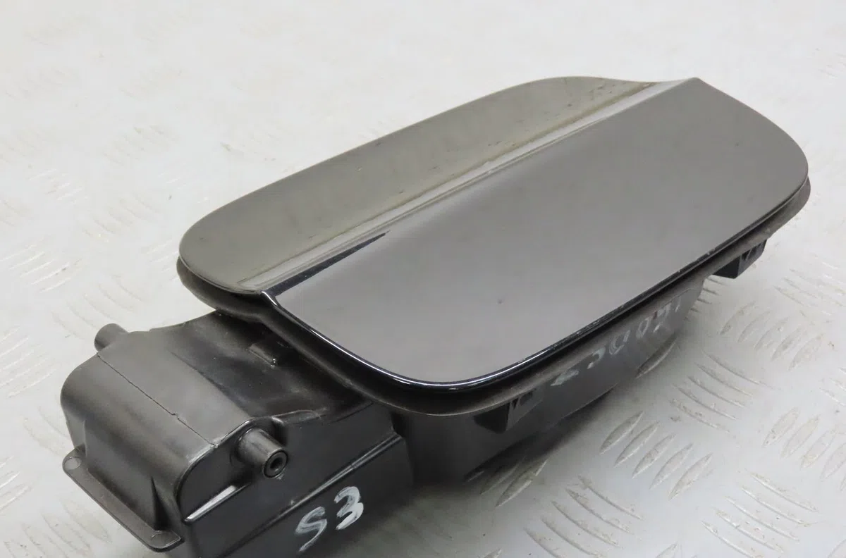 Volet de trappe carburant Audi A3 (8V1, 8VK) S3 quattro (2013-2014) occasion