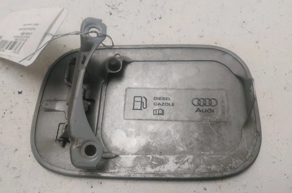 Volet de trappe carburant AUDI A4 2 8E AVANT 2003 occasion