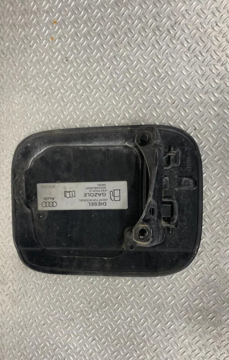 Volet de trappe carburant AUDI A4 2  A4 2 AVANT PHASE 2 BREAK occasion