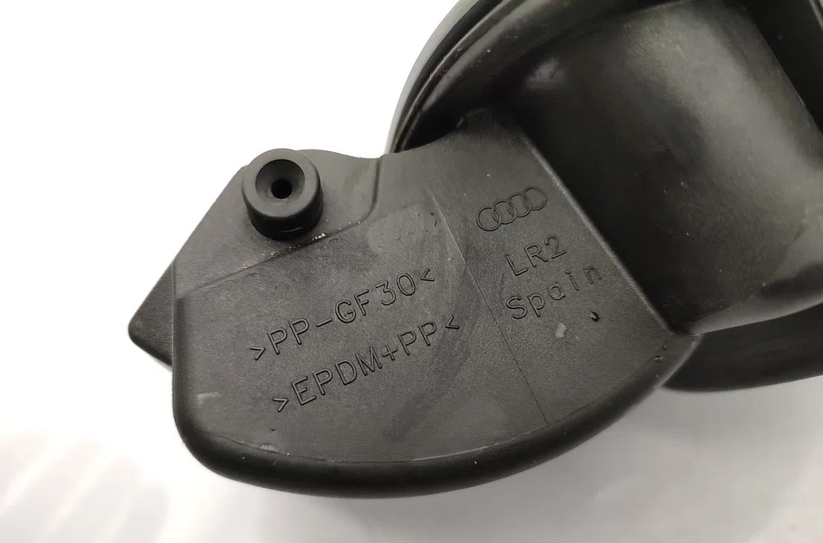 Volet de trappe carburant AUDI A5 1 COUPE PHASE 1 occasion