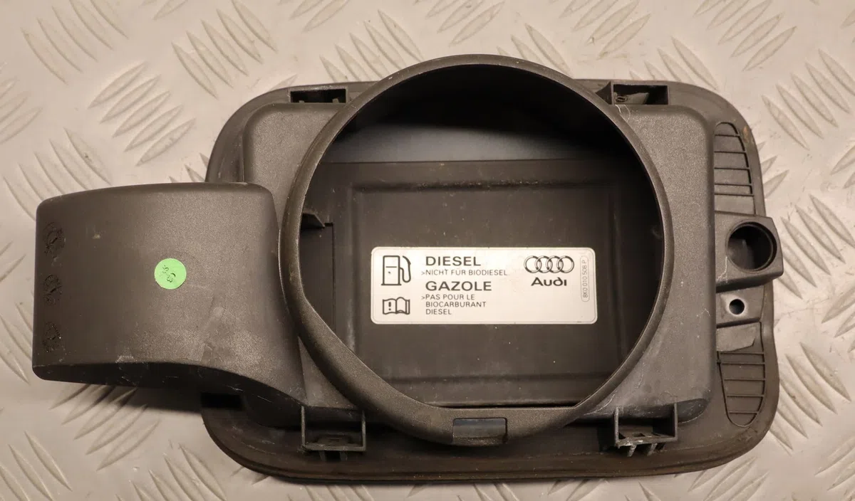 Volet de trappe carburant Audi A5 (8T3) 3.0 tdi quattro (2007-2012) 2 portes occasion