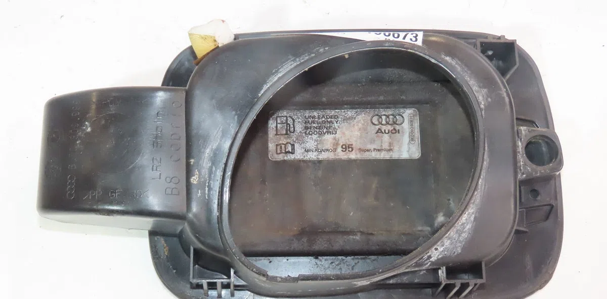 Volet de trappe carburant Audi A5 Décapotable (8F7) 2.0 tfsi quattro (2009-2017) occasion