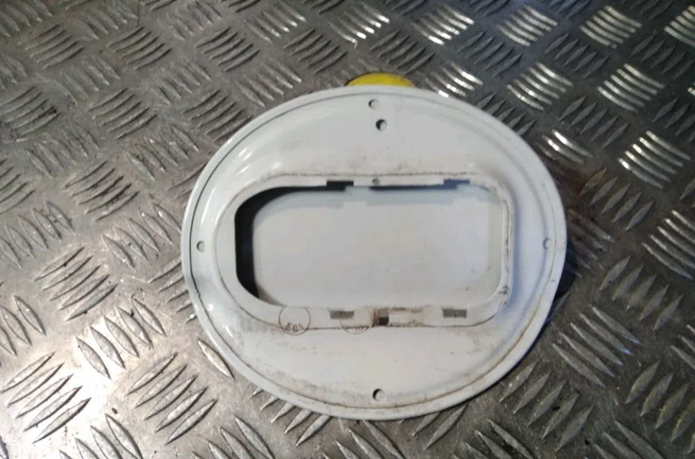 Volet de trappe carburant Bmw 1 (E81) 118 i (2006-2011) occasion